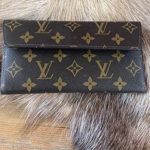 Authentic Louis Vuitton wallet